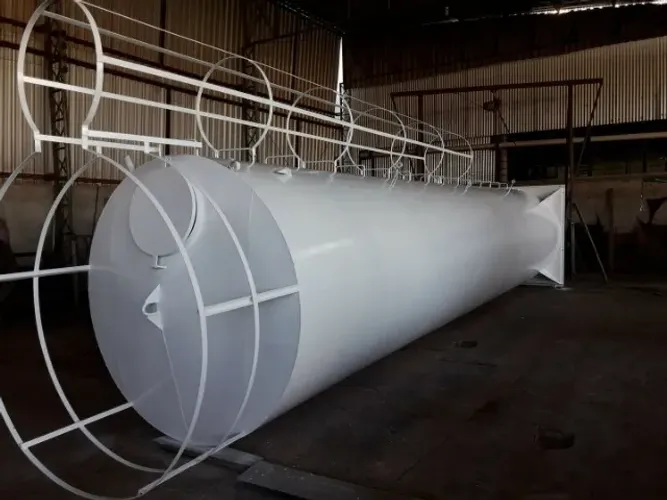 caixa d agua metalica
