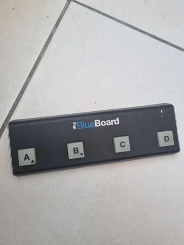 Controlador MIDI iRig BlueBoard