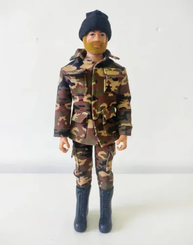 Boneco Falcon