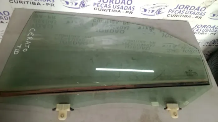 Vidro da porta traseira Esquerdo Kia Cerato ANO 2011