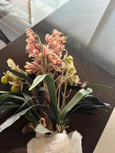 Arranjo de Orquídeas Artificial