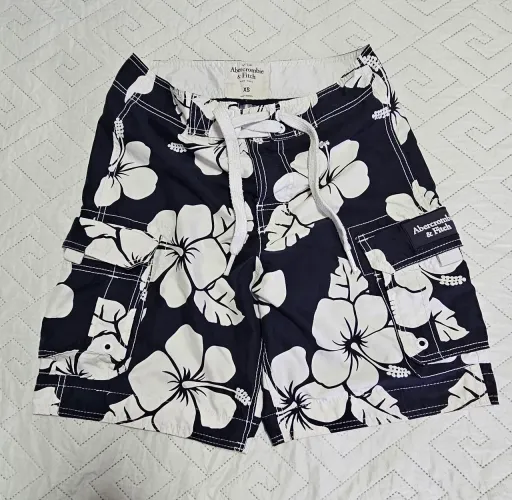 Shorts bermuda praia cargo Abercrombie & Fitch masculino tam. XS PP ótimo estado.