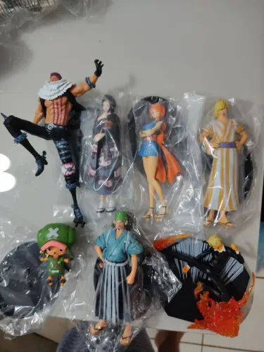 Figuras One Piece preço por unidade 