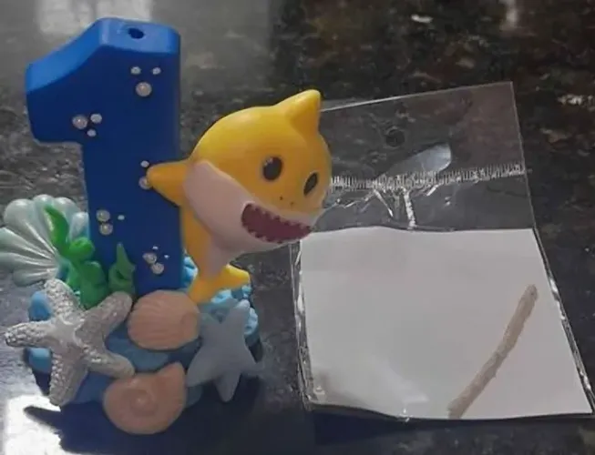 Vela 1 Ano Baby Shark em Biscuit