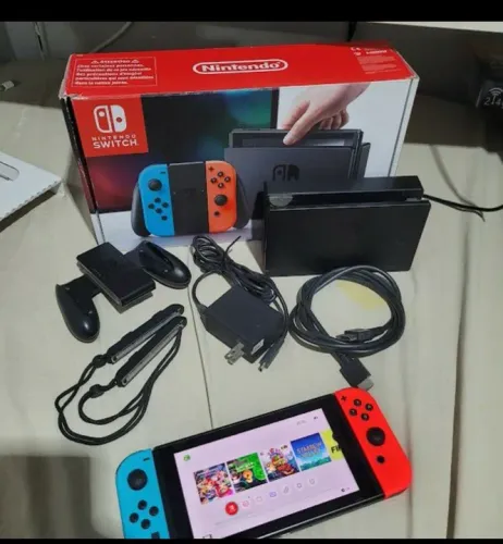Nintendo Switch V1 Completo Desbloqueável com 2 controles!