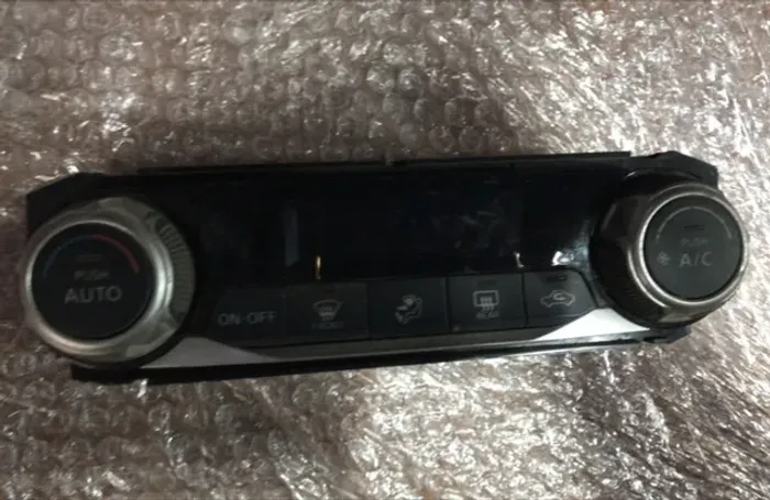 Controle do Ar Nissan Sentra 15
