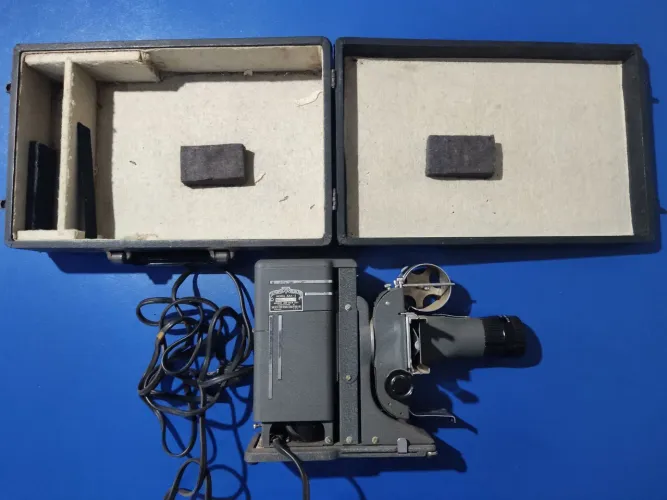 Projetor Antigo Tri-purpose Sve Projector 1940
