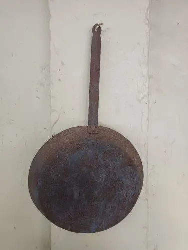 Panela de Ferro Antiga - Decoração Rustica usada