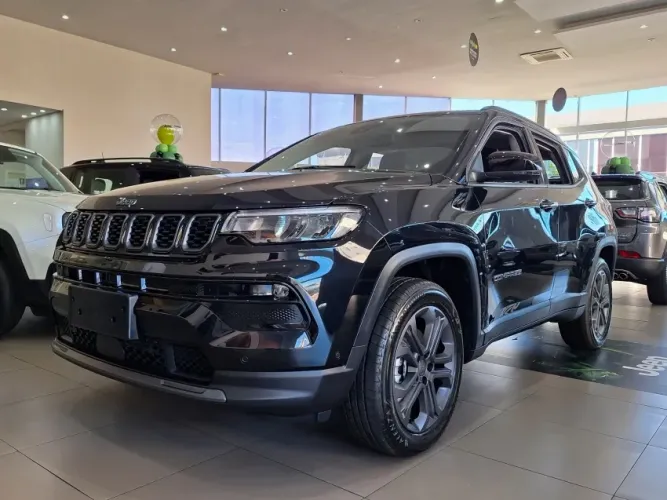 Jeep Compass Long. T270 1.3 TB 4X2 Flex AUT 2026