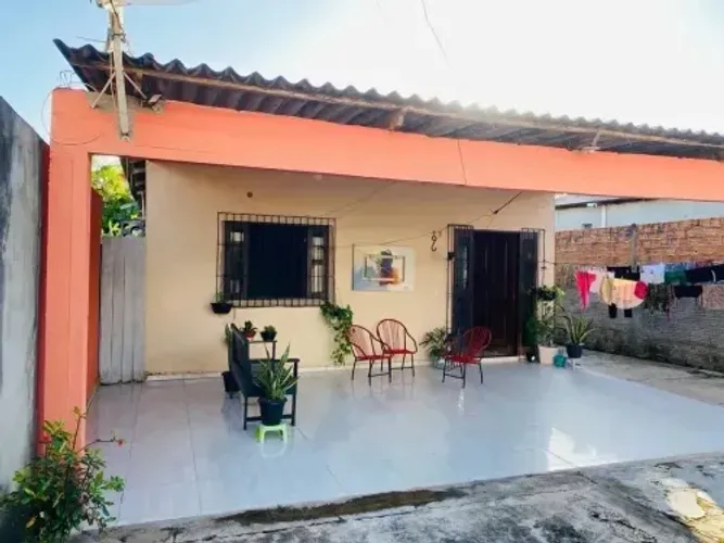 A VENDA - casa no Jurunas com 3/4 e quintal 