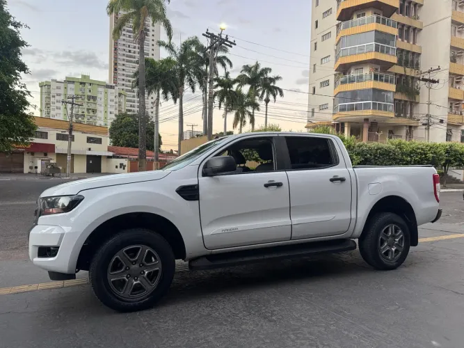 Ford Ranger XLS 2.5 16V 4X2 CD Flex 2018
