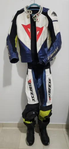 Macacão Dainese VR46 tam 50 - 2 pcs