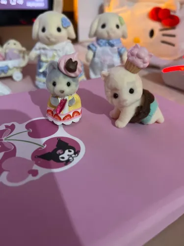 Blind Bag Cake Party Alpaca e Husky - Colecionadores de Sylvanian Families Calico Critters