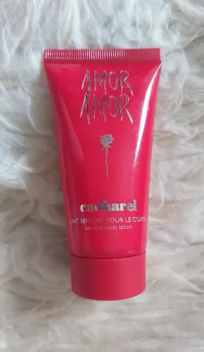 Hidratante amor amor importado