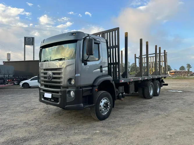 Volks 31-330/2012 6x4 Plataforma Florestal Ótimo estado !!!