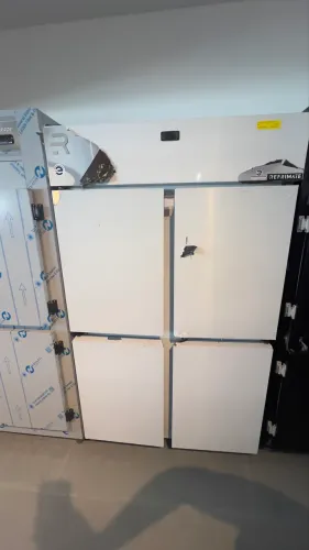 Mini câmara para congelados 4 portas Frost free - pronta entrega 