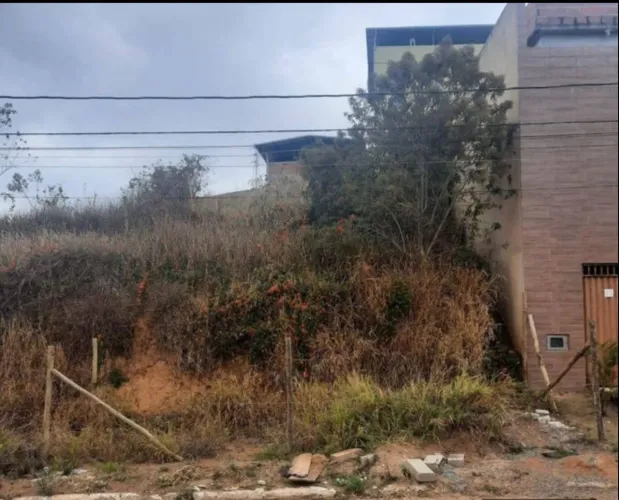 Terreno à venda, 240 m² por R$ 70.000,00 - Terras Altas - Juiz de Fora/MG