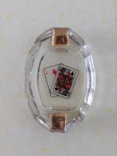 Antigo Mini Cinzeiro Vidro Lapidado Decorado Com Cartas