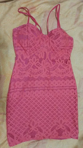 NOVO - Vestido de renda - Tam.M
