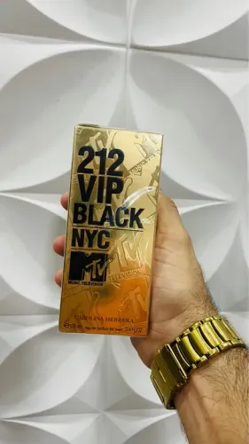 Perfume importado 212 vip black mtv