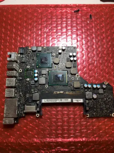 Placa logica Macbook Pro i5 2011 SUCATA 