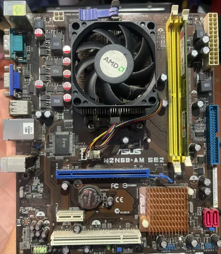 Placa mãe asus com memória e processador 