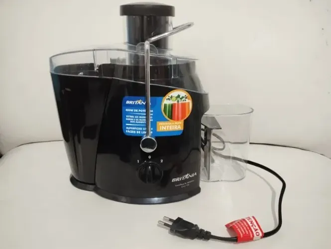 Centrífuga de Alimentos Juicer 700 Britânia (400w) 127V