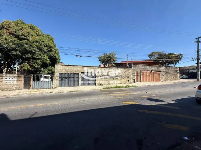 Lote com aproximadamente 360m² no Floramar. (Aceita-se permuta)
