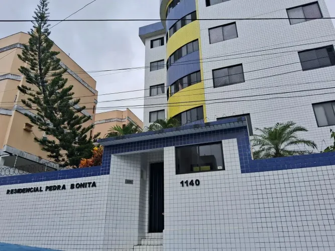 Apto 3/4, 87m2, a 100 metros da Prudente,