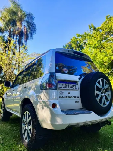 Mitsubishi Pajero TR4 2.0/ 2.0 Flex 16V 4X4 Aut. 2013