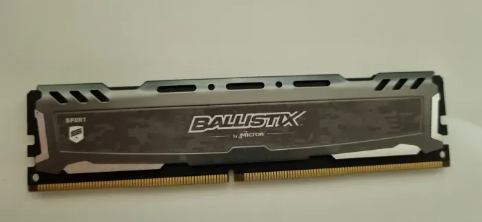 Memória RAM Ballistix 4 GB 2400MHz