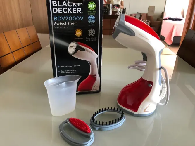 Vaporizador de Roupas Black+Decker BDV2000V Perfect Steam