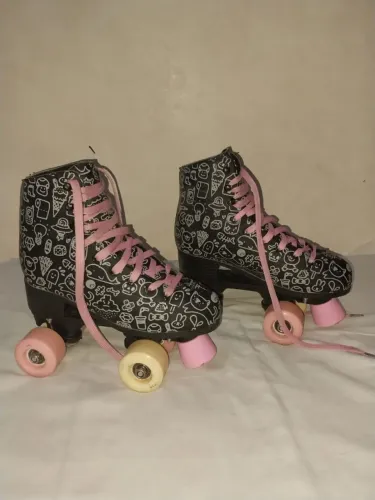 Patins Roller Estilo - Pouco Usado, Em Ótimo Estado (Uma Roda Sem Rolamento)