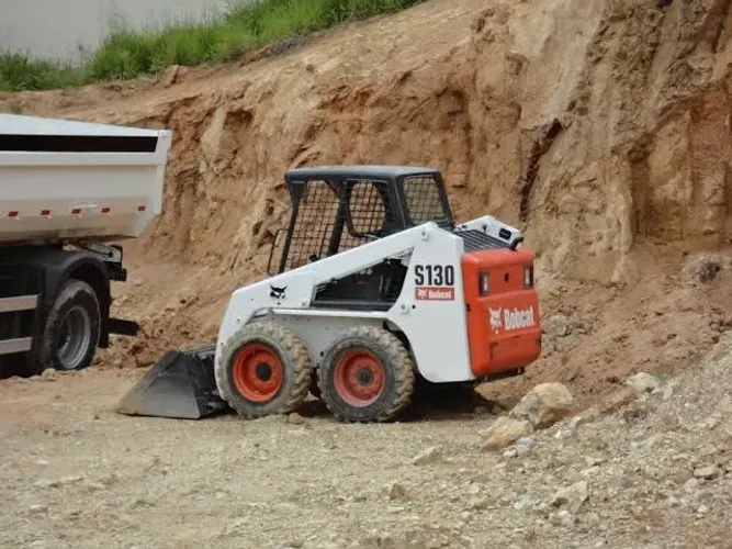 Terraplanagem Bobcat Mini Carregadeiras 