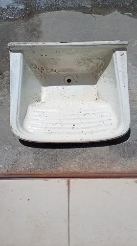Vendo uma piá lavanderia