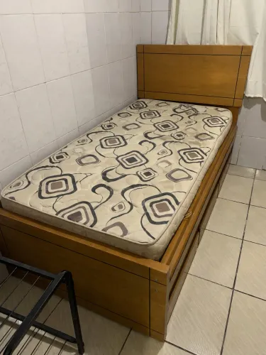 cama de madeira