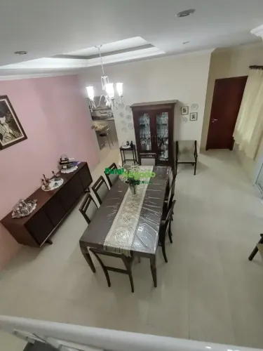 .Maravilhosa casa alto padrão com excelente localização