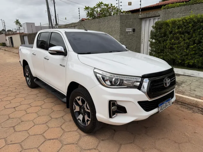 Toyota Hilux CD SRX 4X4 2.8 TDI 16V Diesel Aut. 2016