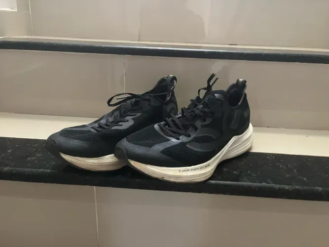 TENIS CORRE 3 PRETO