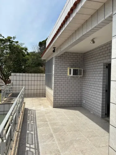 Casa para venda possui 154 metros quadrados com 3 quartos em Honório Gurgel - Rio de Janei