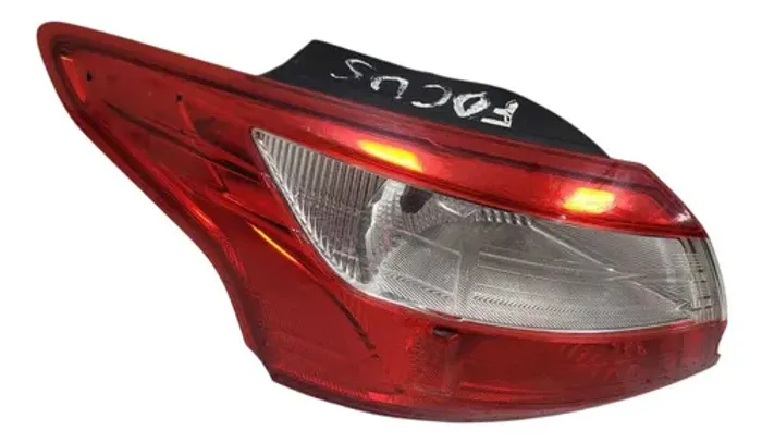 Lanterna Traseira Esquerda Ford Focus Sedan 2014 2016 Esquerdo/motorista Vermelha