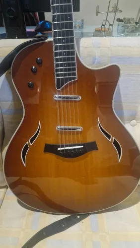Taylor T5 C1 , rara
