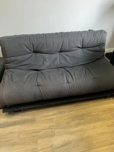 Sofá-cama casal futon