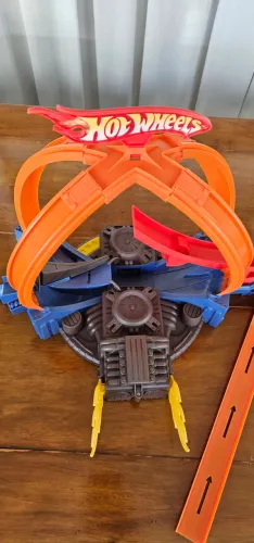 Hotwheels TickTracks Action Voltas HXR70