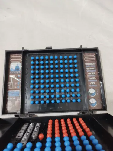 Jogo de tabuleiro ( Batalha Naval anos 80)