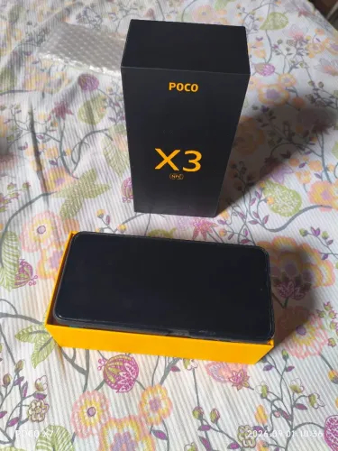 Celular POCO X3 NFC COM DEFEITO