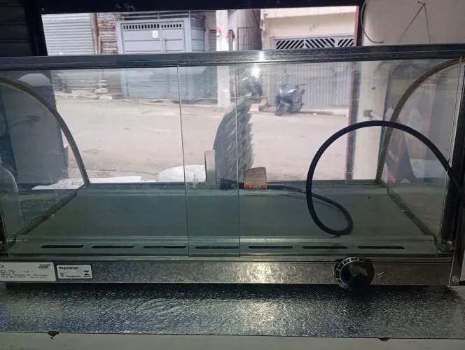 Vitrine aquecida 