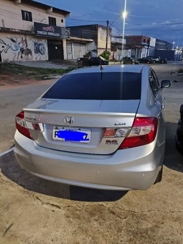 Honda Civic Sedan LXR 2.0 Flexone 16V Aut. 4P 2016