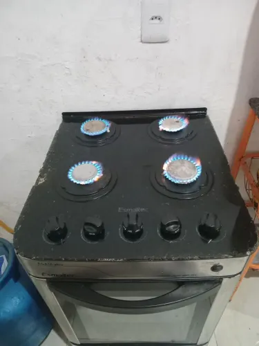 Vende-se um fogão