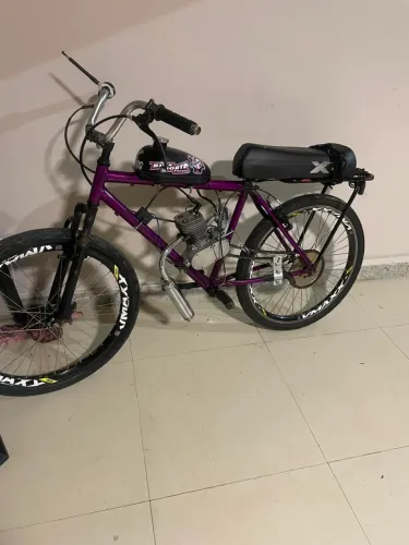 Vendo bicicleta motorizada 80cc 
